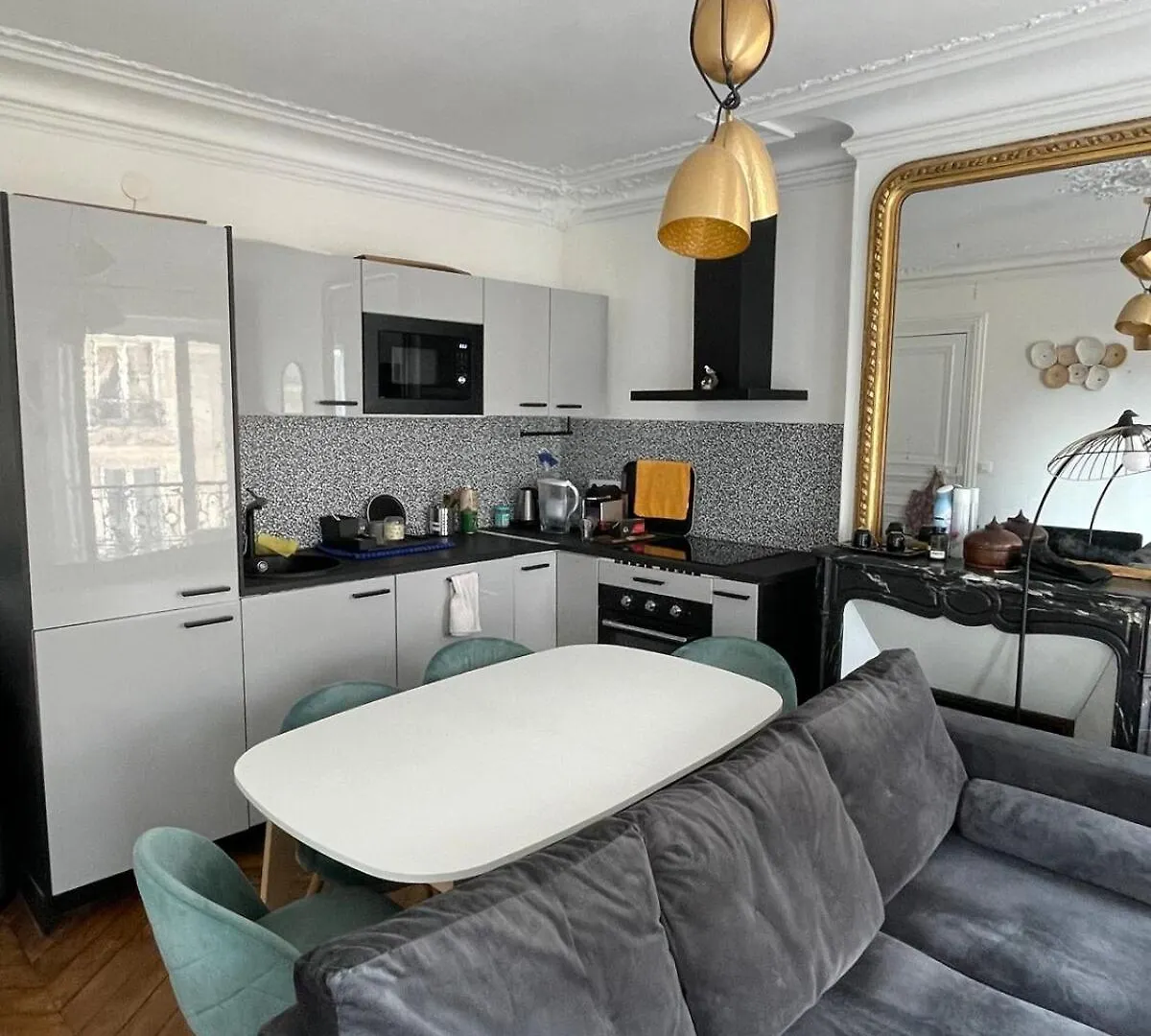 Paris 8, Perfectly Located Appartement Frankrijk